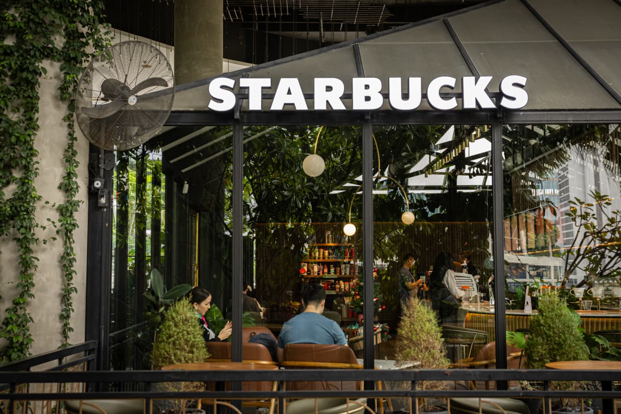 A Starbucks turnaround is brewing — but perhaps not quickly enough — MarketWatch