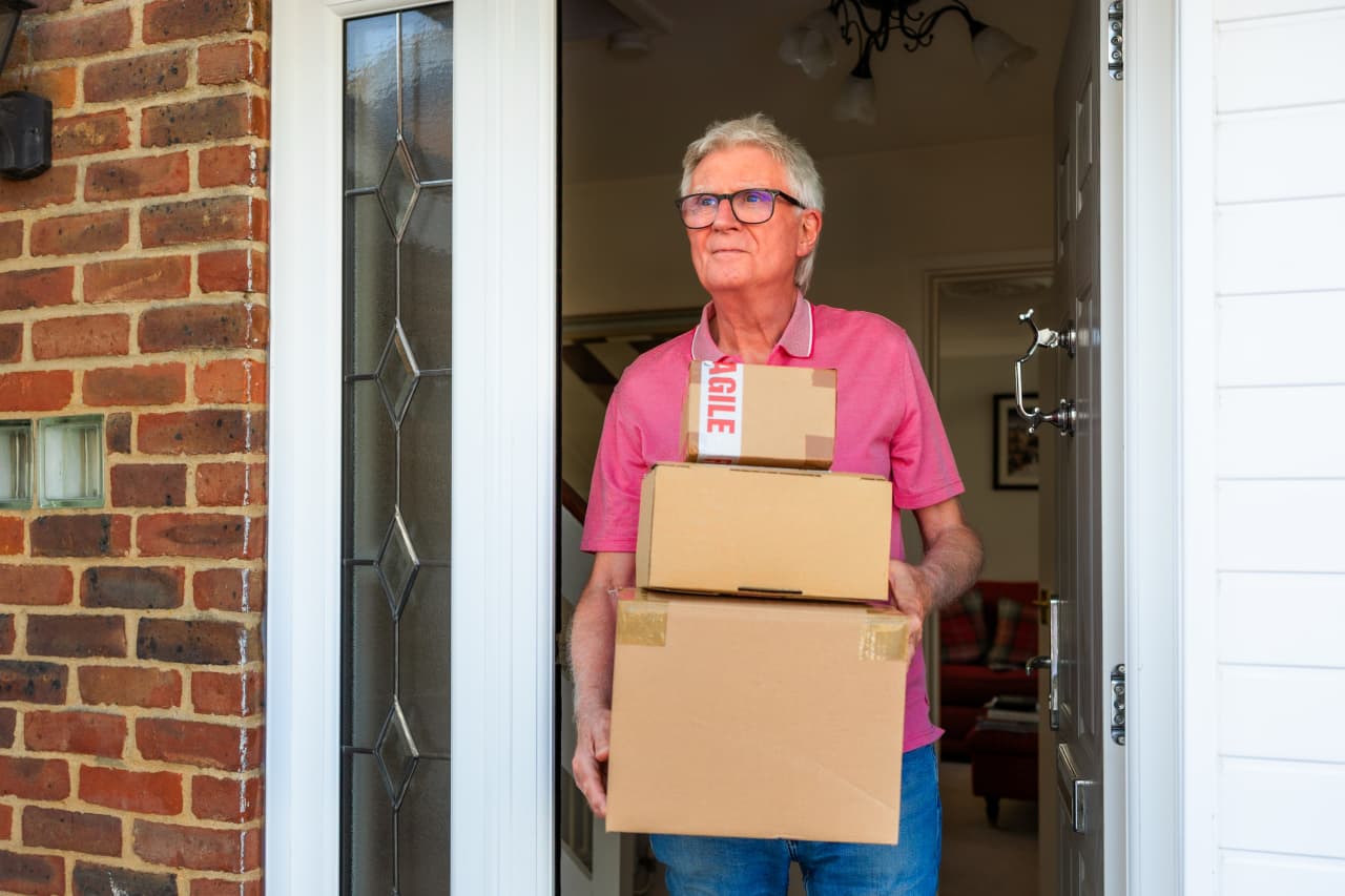 My father-in-law, 81, sold his $75,000 home and paid off his daughter’s $50,000 debt. What happens to him now? — MarketWatch, Tel Aviv Business news