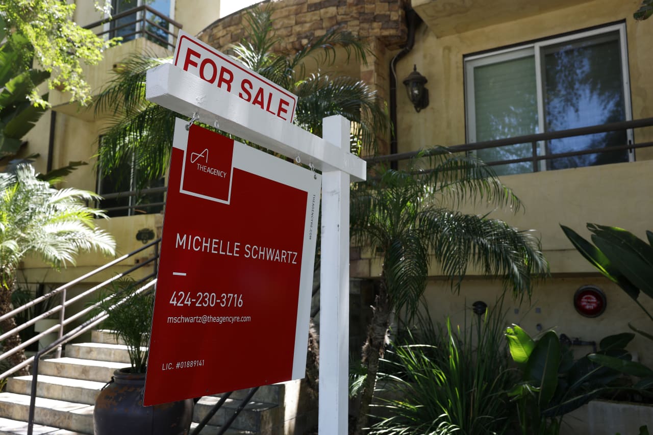 Pending home sales sink to 25-year low as buyers flee high mortgage rates — MarketWatch, Tel Aviv Real Estate news